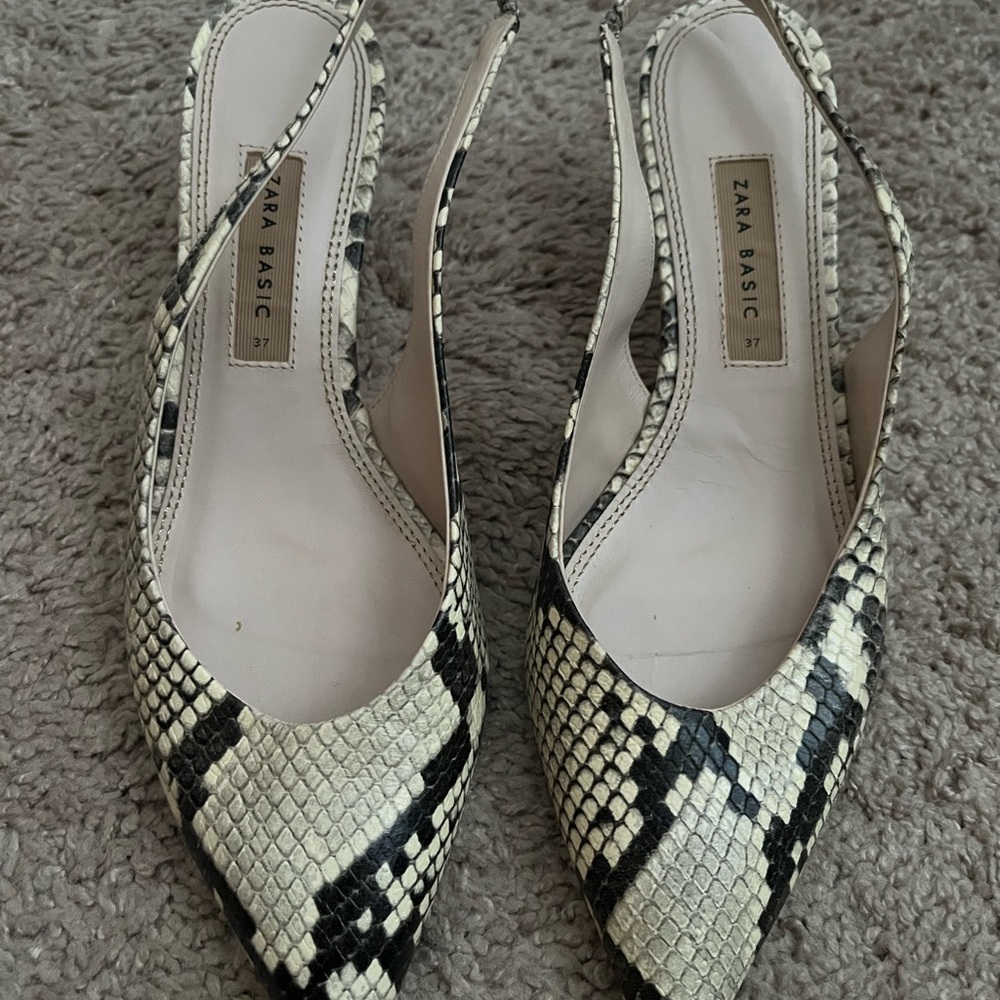 Zara Women's Snakeskin Slingback Shoes - Black and Cream